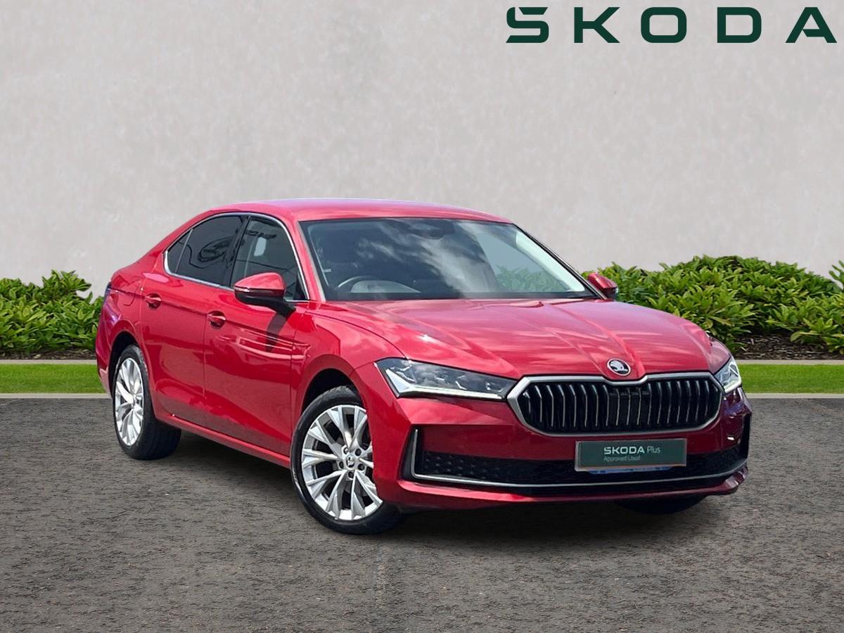 Main listing image - Skoda Superb