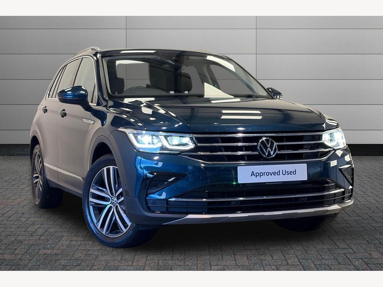 Main listing image - Volkswagen Tiguan