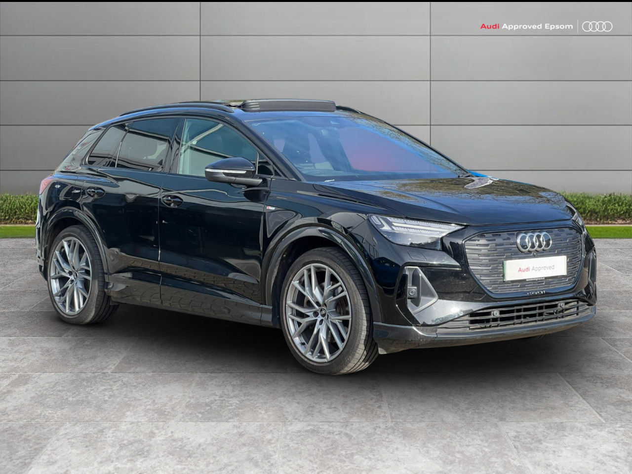 Main listing image - Audi Q4