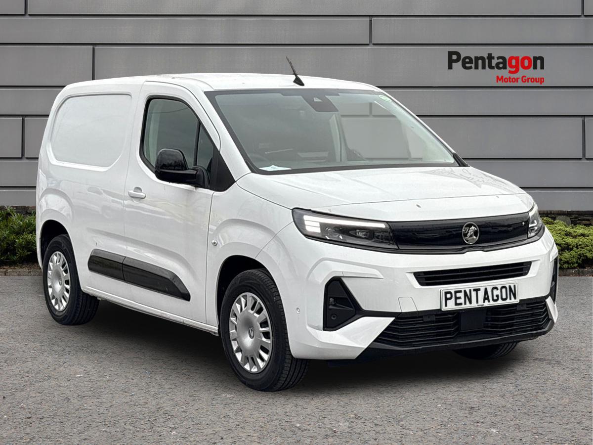 Main listing image - Vauxhall Combo Cargo-e