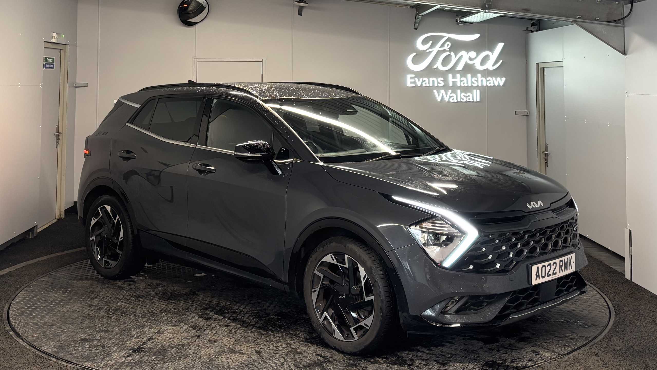 Main listing image - Kia Sportage