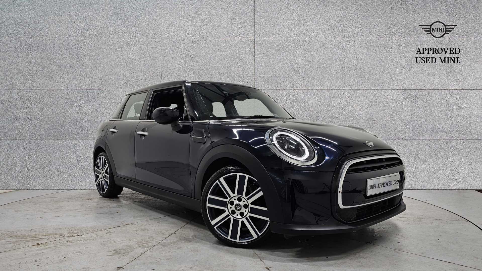 Main listing image - MINI Hatchback 5dr