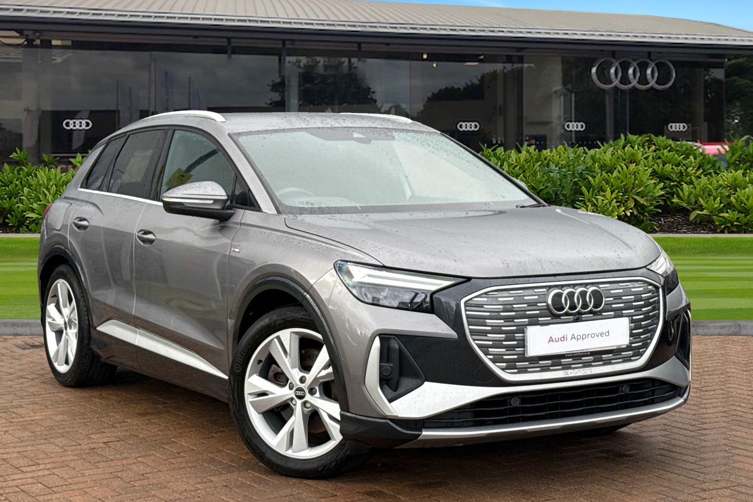 Main listing image - Audi Q4