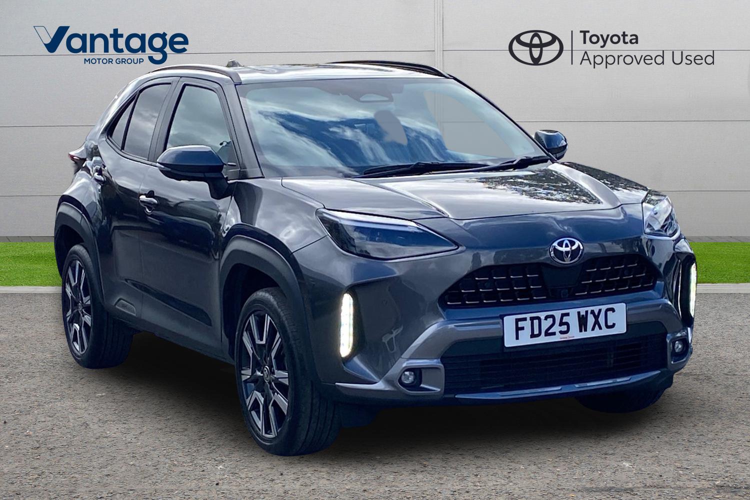 Main listing image - Toyota Yaris Cross
