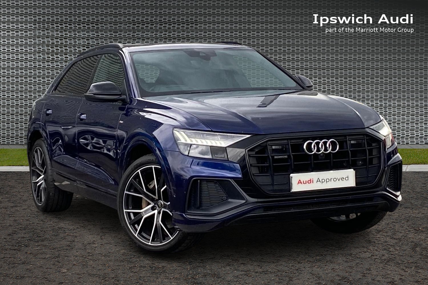 Main listing image - Audi Q8