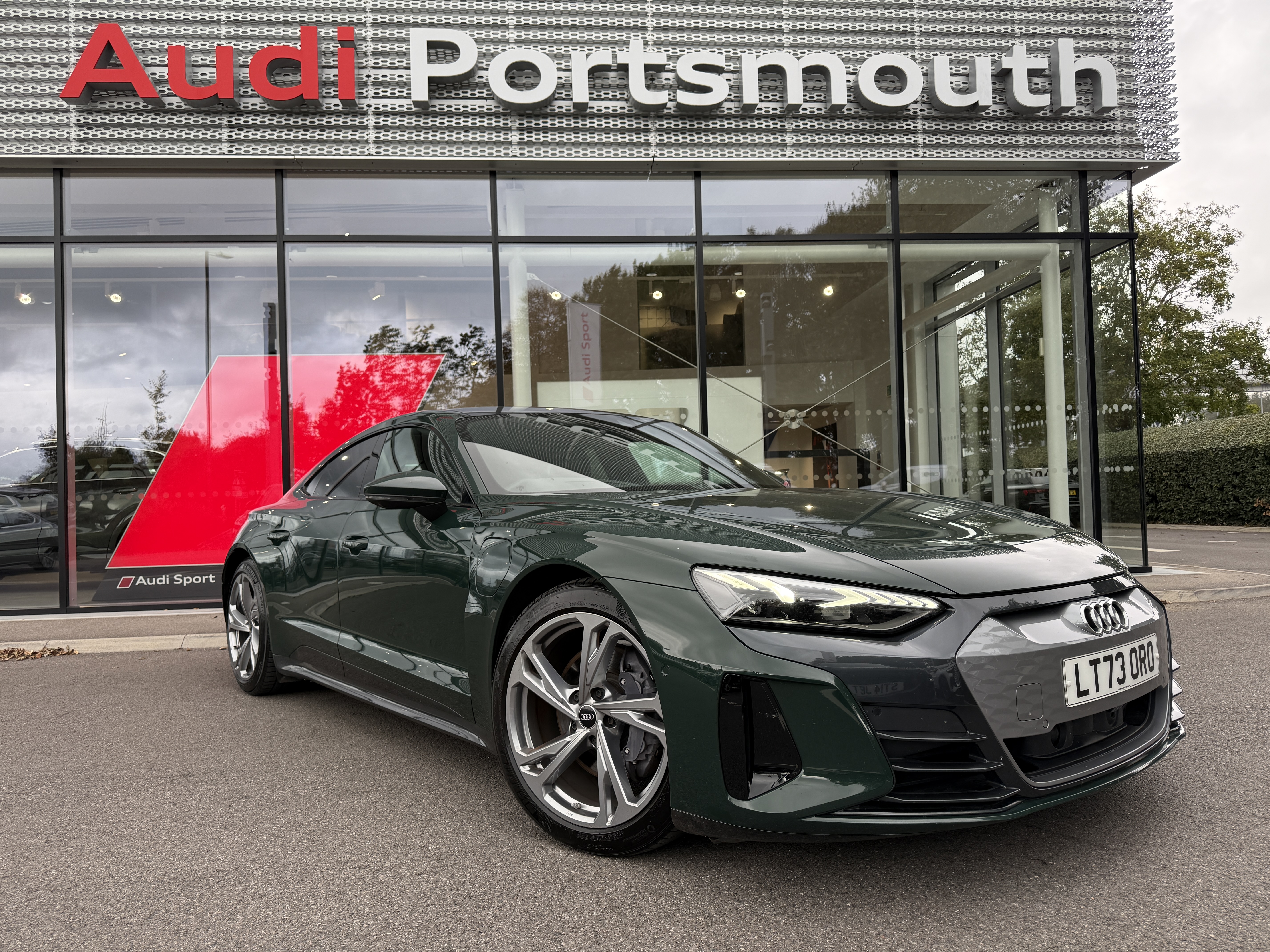 Main listing image - Audi e-tron GT