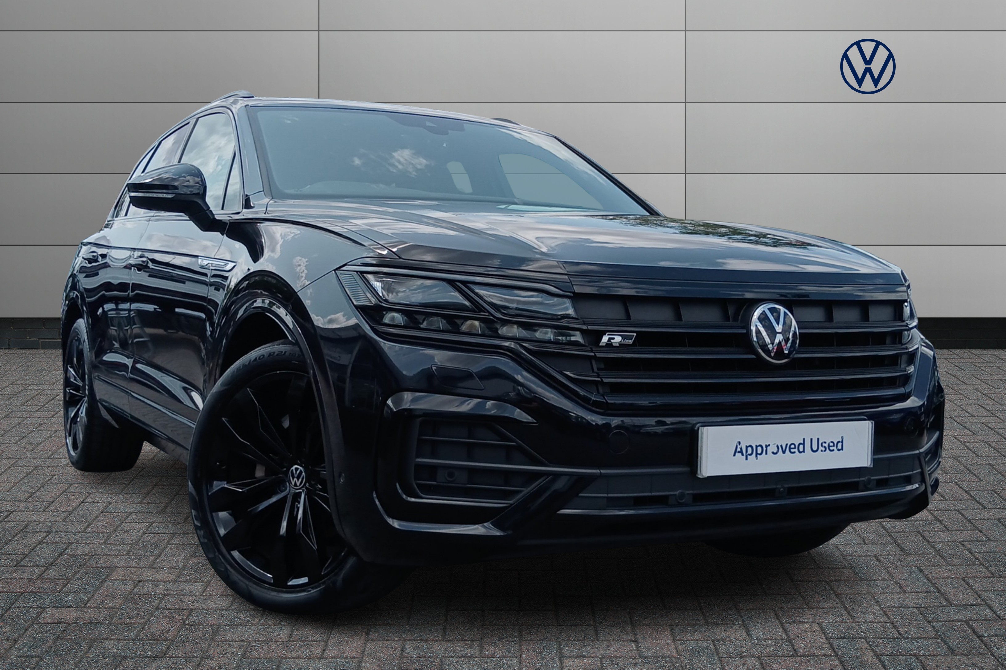 Main listing image - Volkswagen Touareg