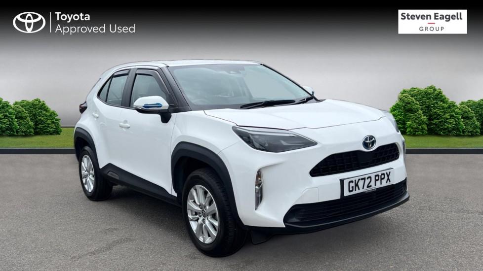 Main listing image - Toyota Yaris Cross