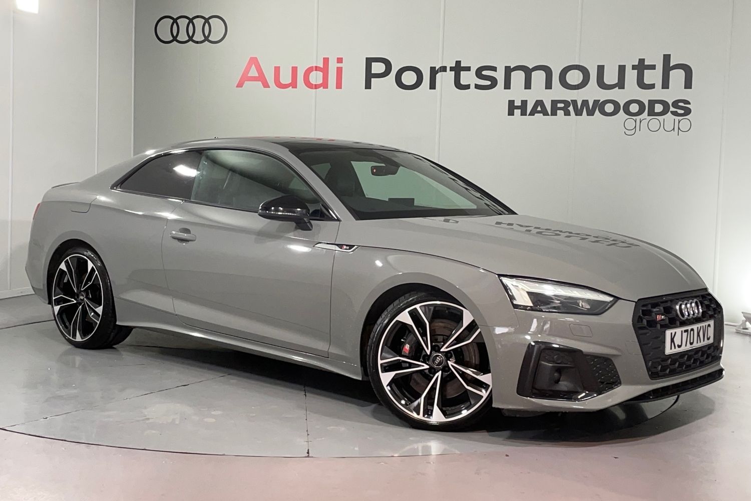 Main listing image - Audi S5