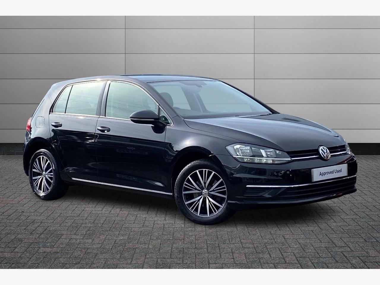 Main listing image - Volkswagen Golf
