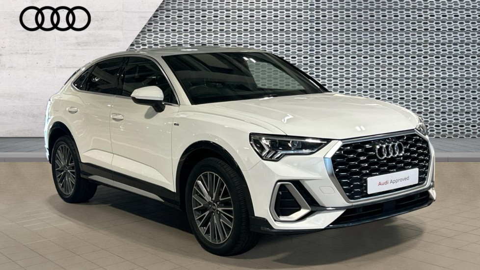 Main listing image - Audi Q3