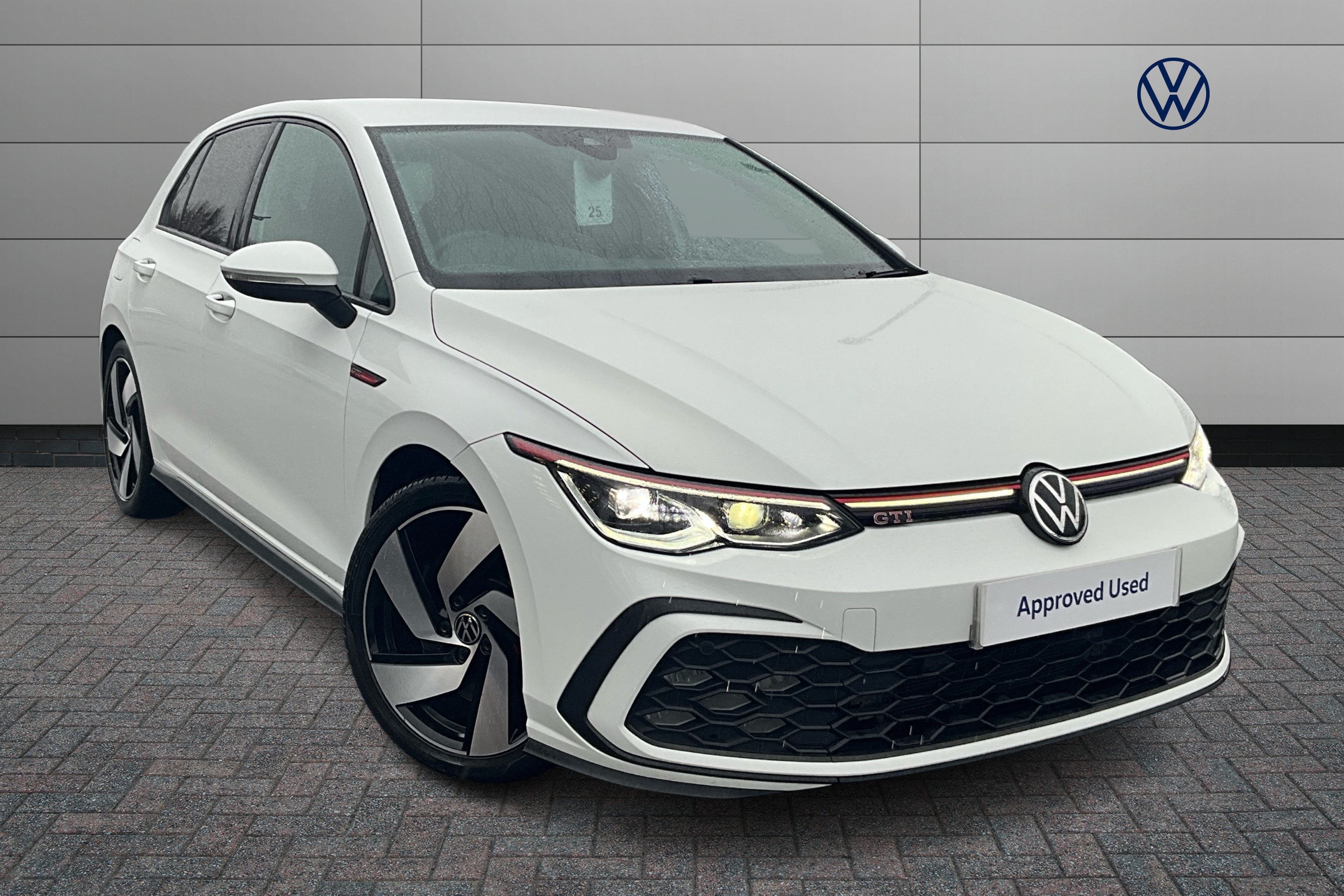 Main listing image - Volkswagen Golf GTI