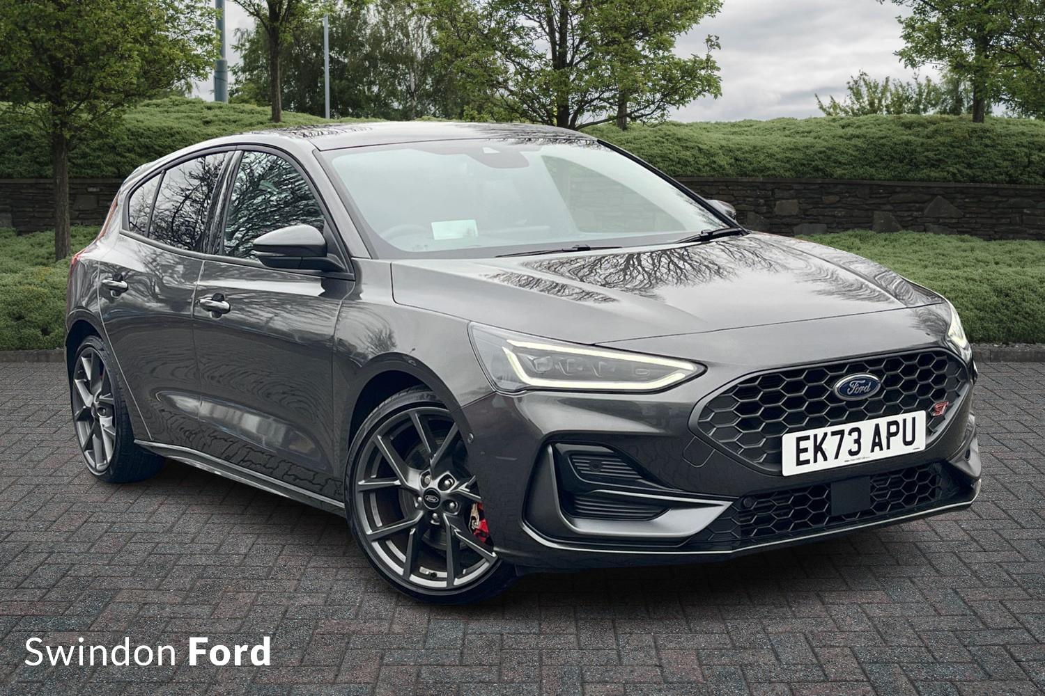 Main listing image - Ford Focus ST