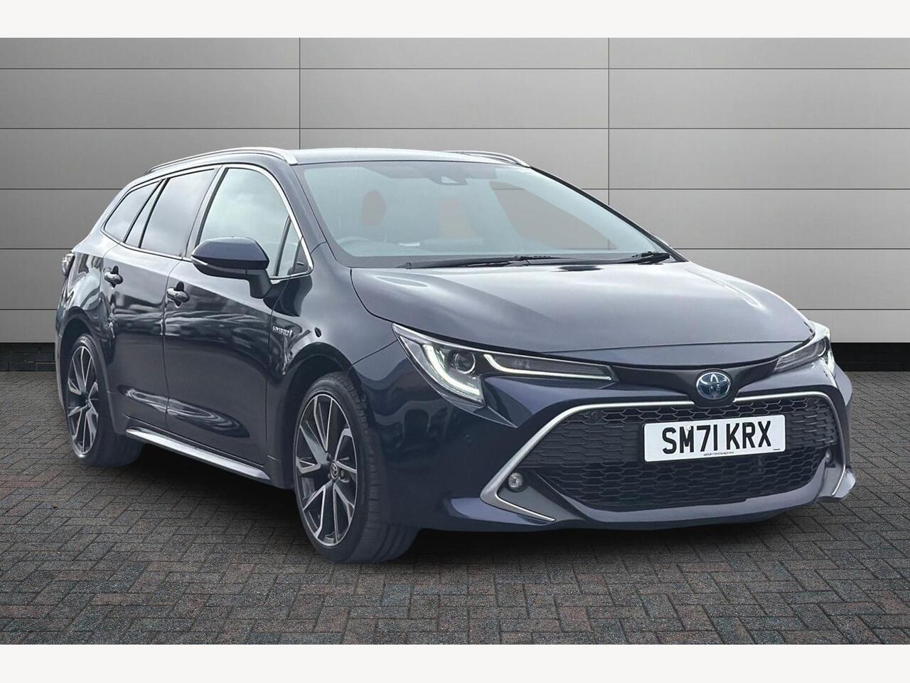 Main listing image - Toyota Corolla Touring Sport