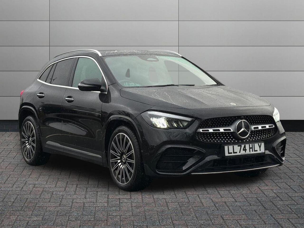 Main listing image - Mercedes-Benz GLA