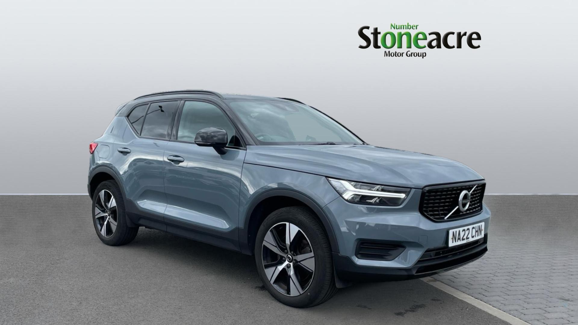 Main listing image - Volvo XC40 Recharge