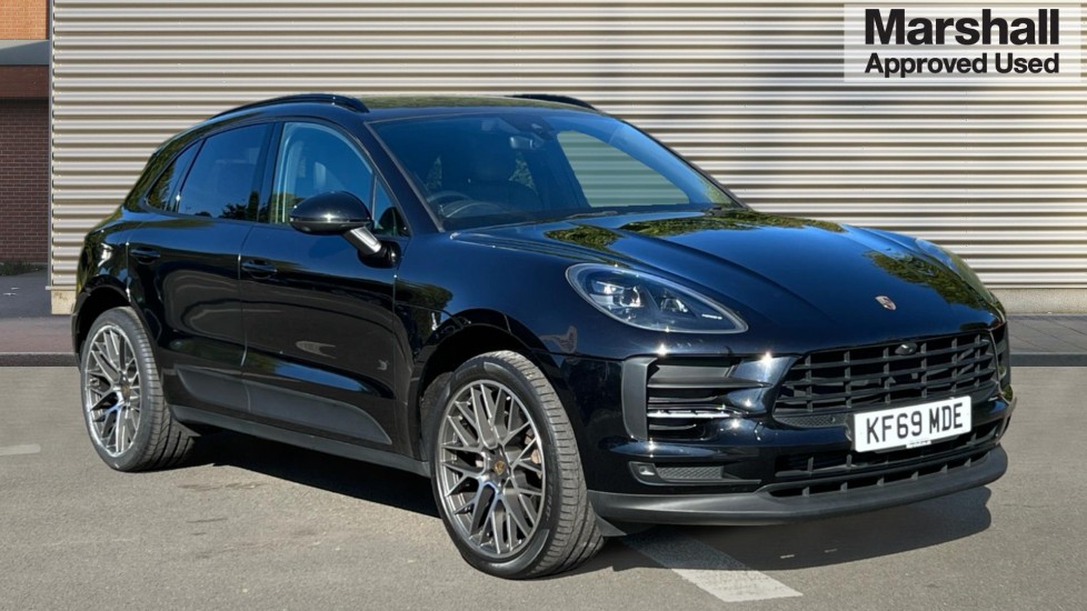 Main listing image - Porsche Macan