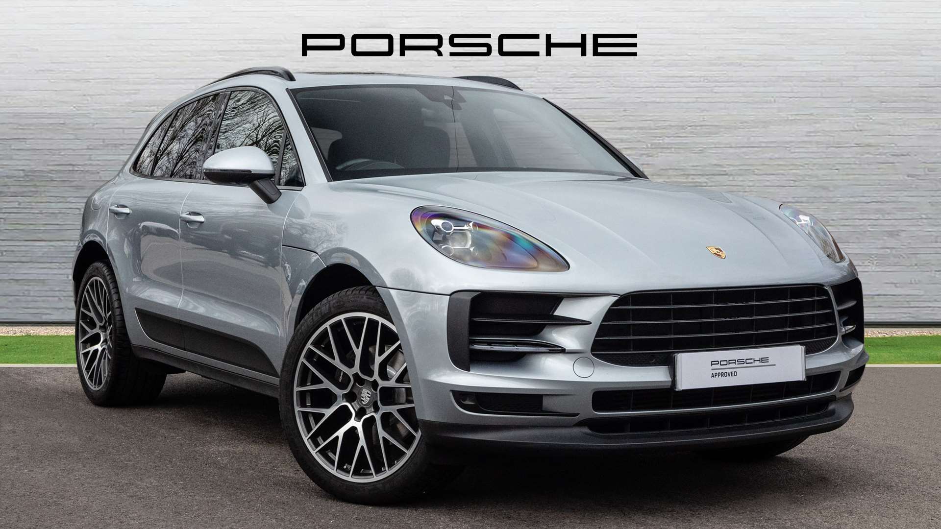 Main listing image - Porsche Macan