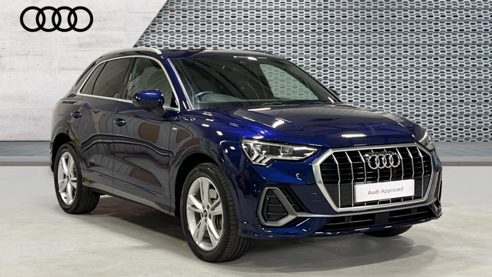 Main listing image - Audi Q3