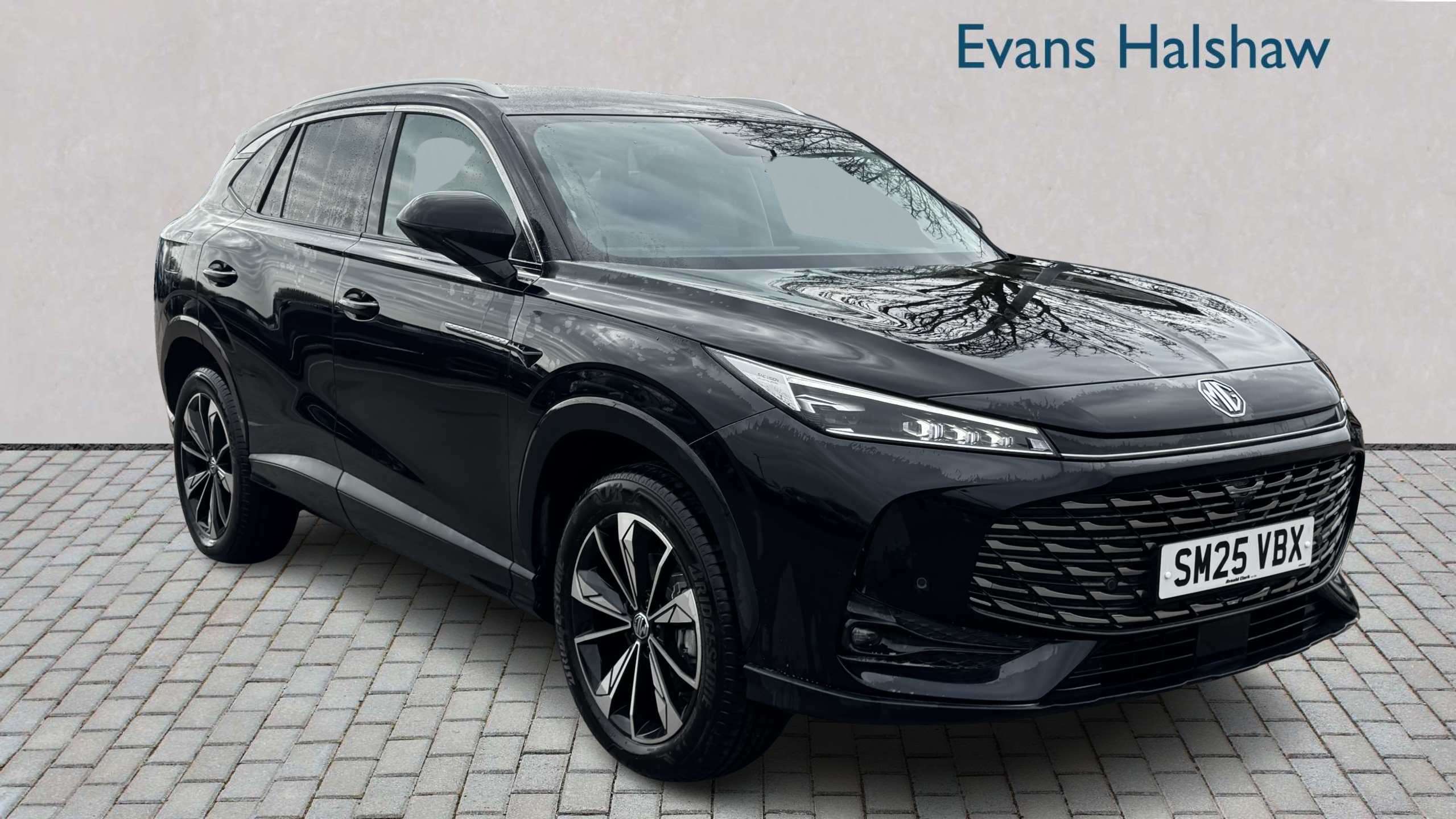 Main listing image - MG HS