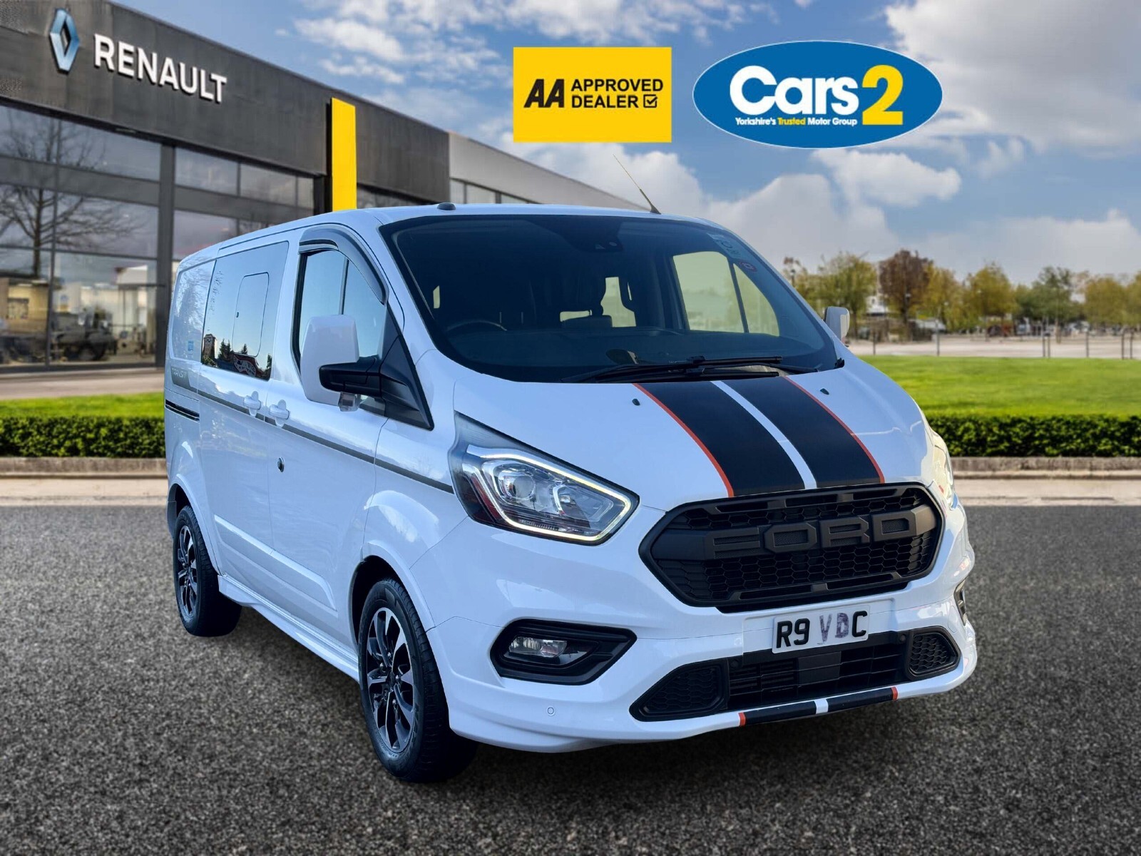 Main listing image - Ford Transit Custom