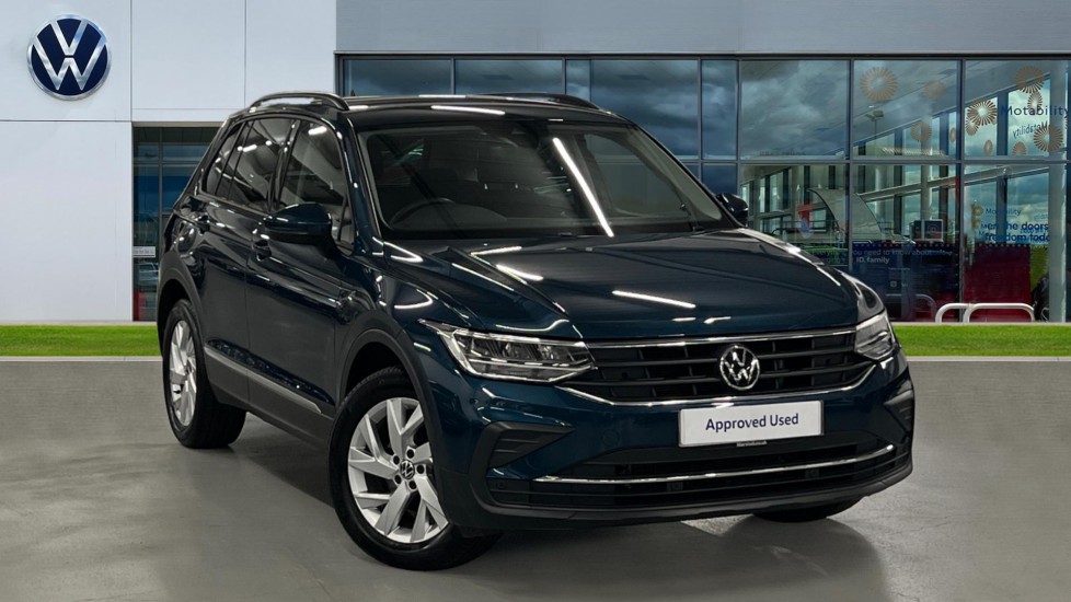 Main listing image - Volkswagen Tiguan