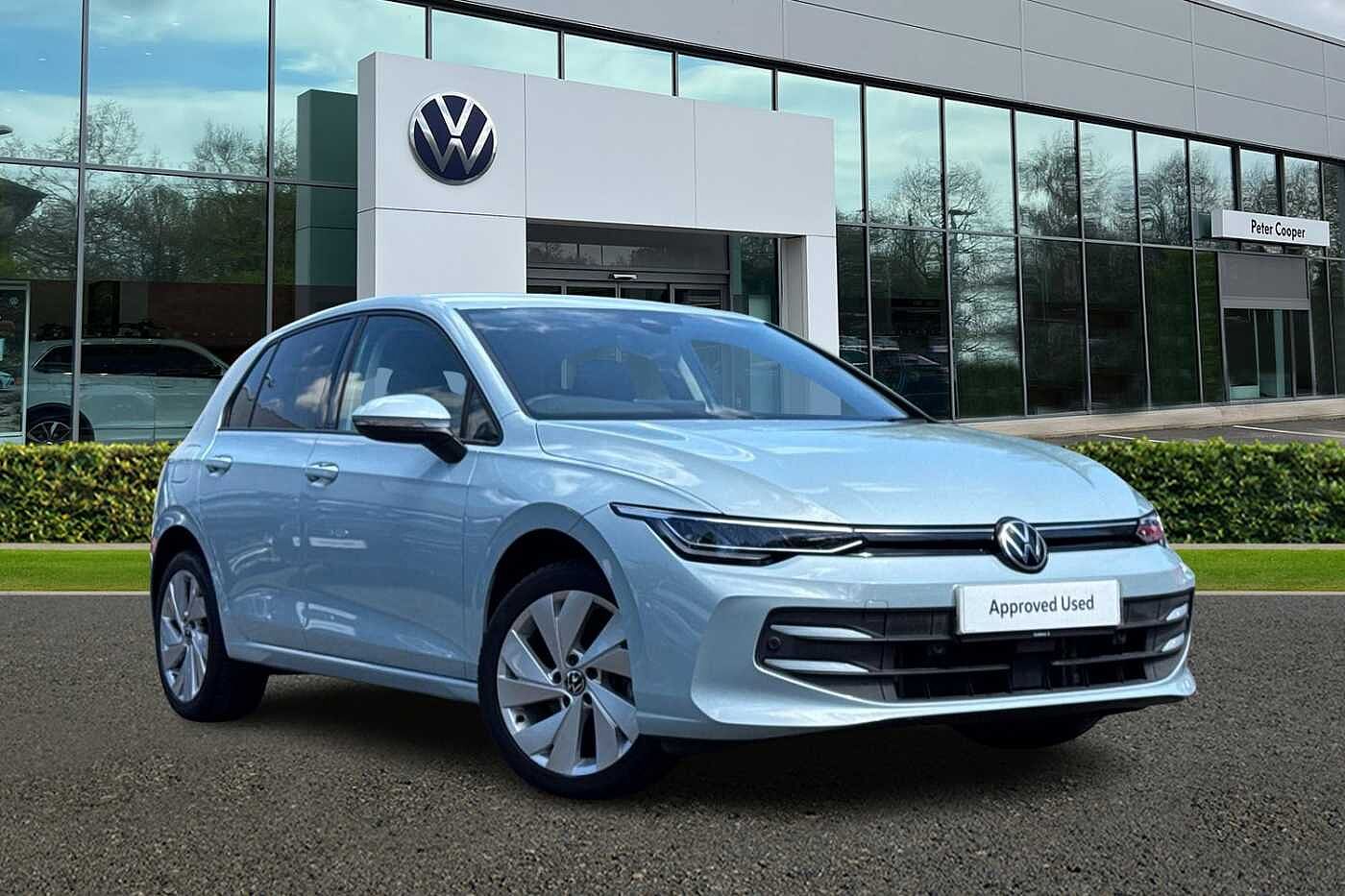 Main listing image - Volkswagen Golf