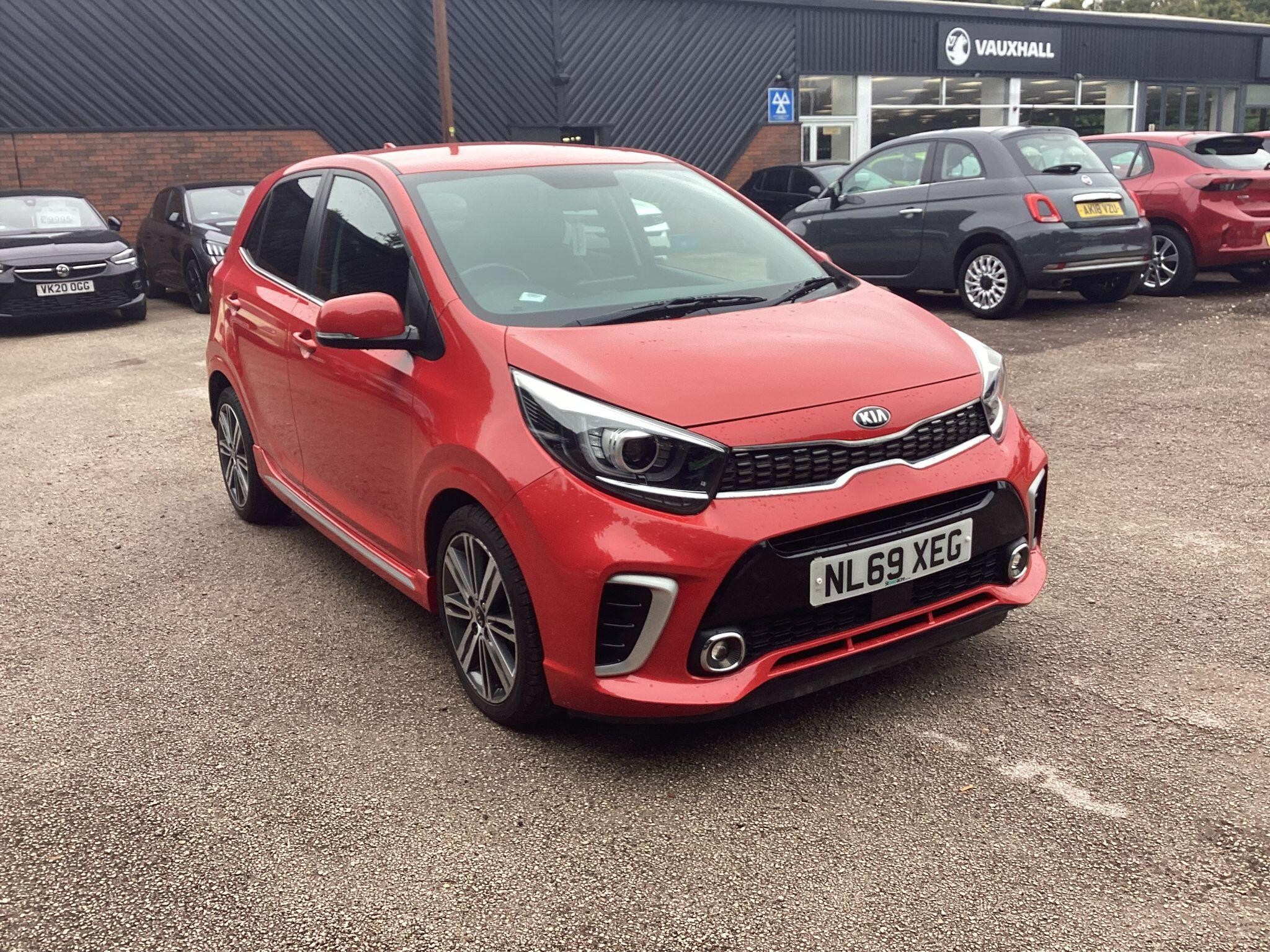 Main listing image - Kia Picanto