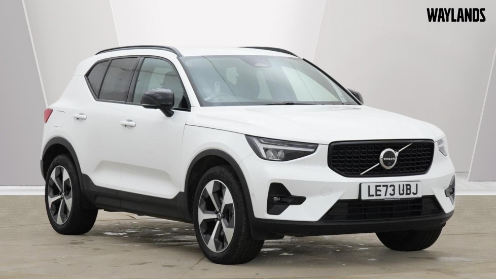 Main listing image - Volvo XC40