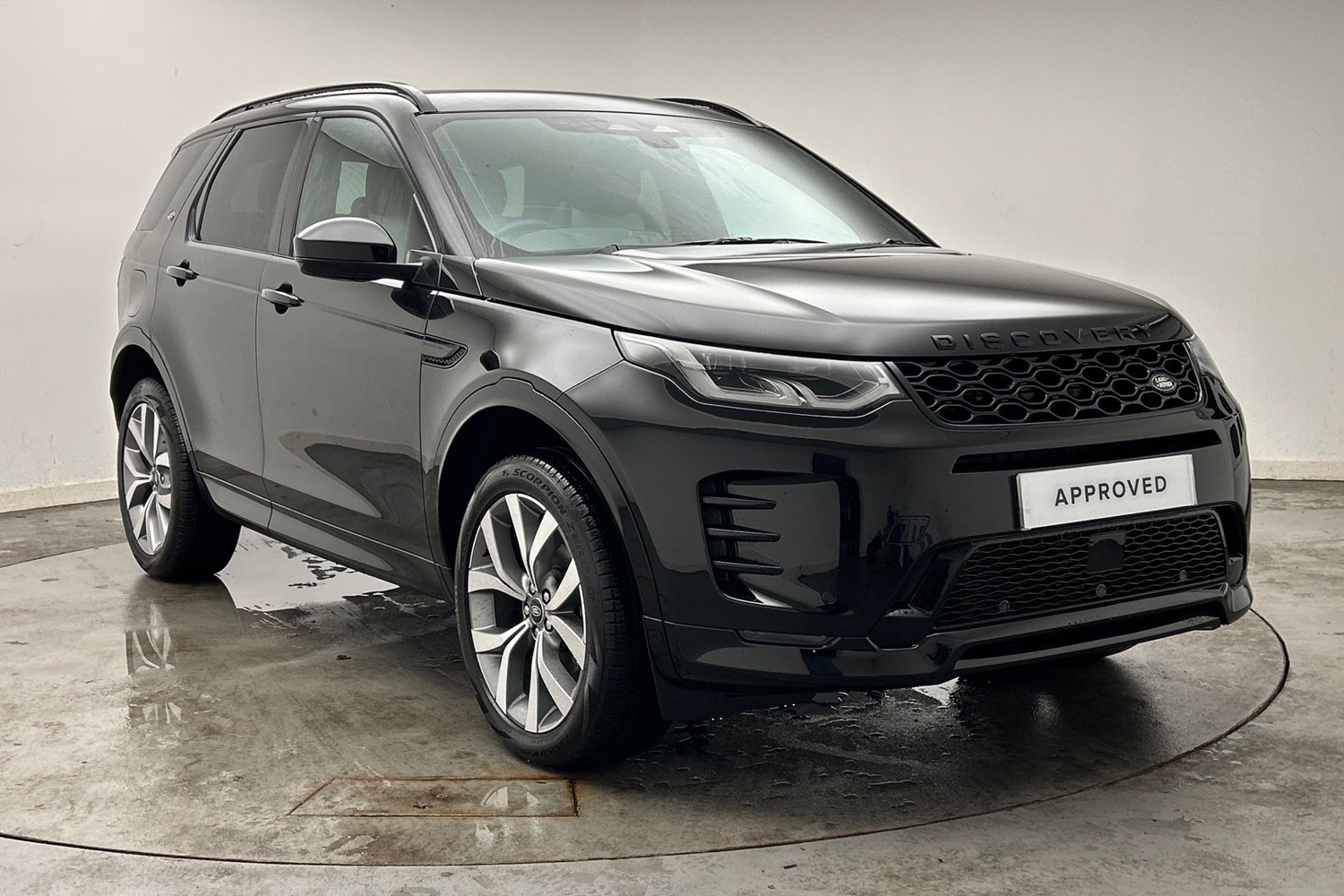 Main listing image - Land Rover Discovery Sport