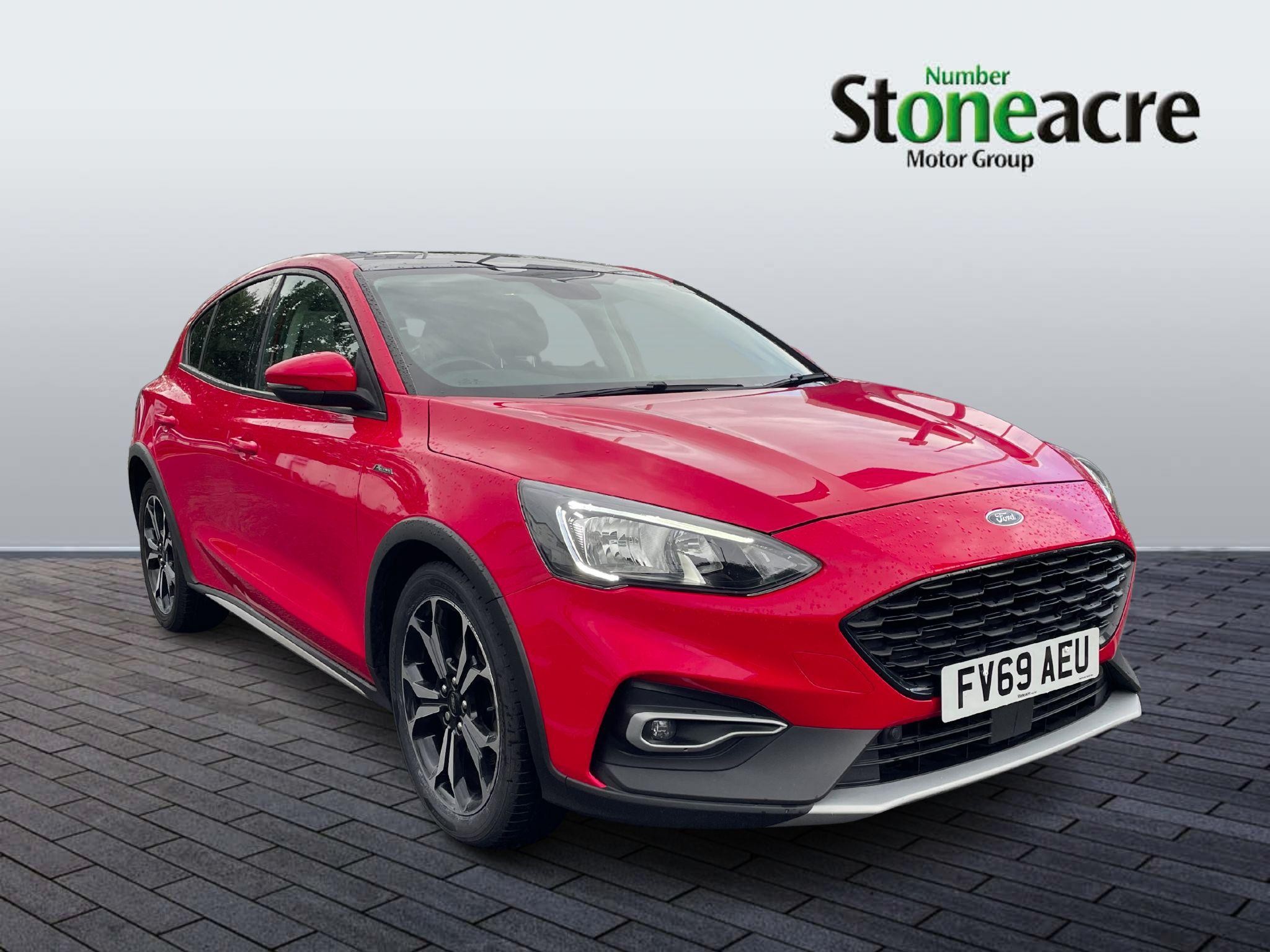 Main listing image - Ford Focus Active