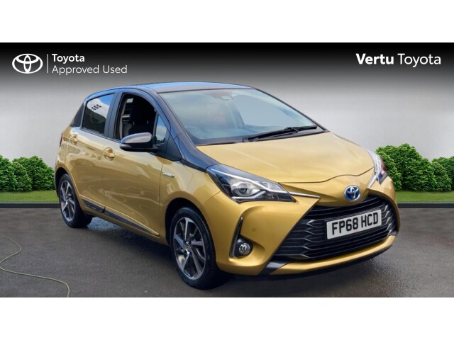 Main listing image - Toyota Yaris