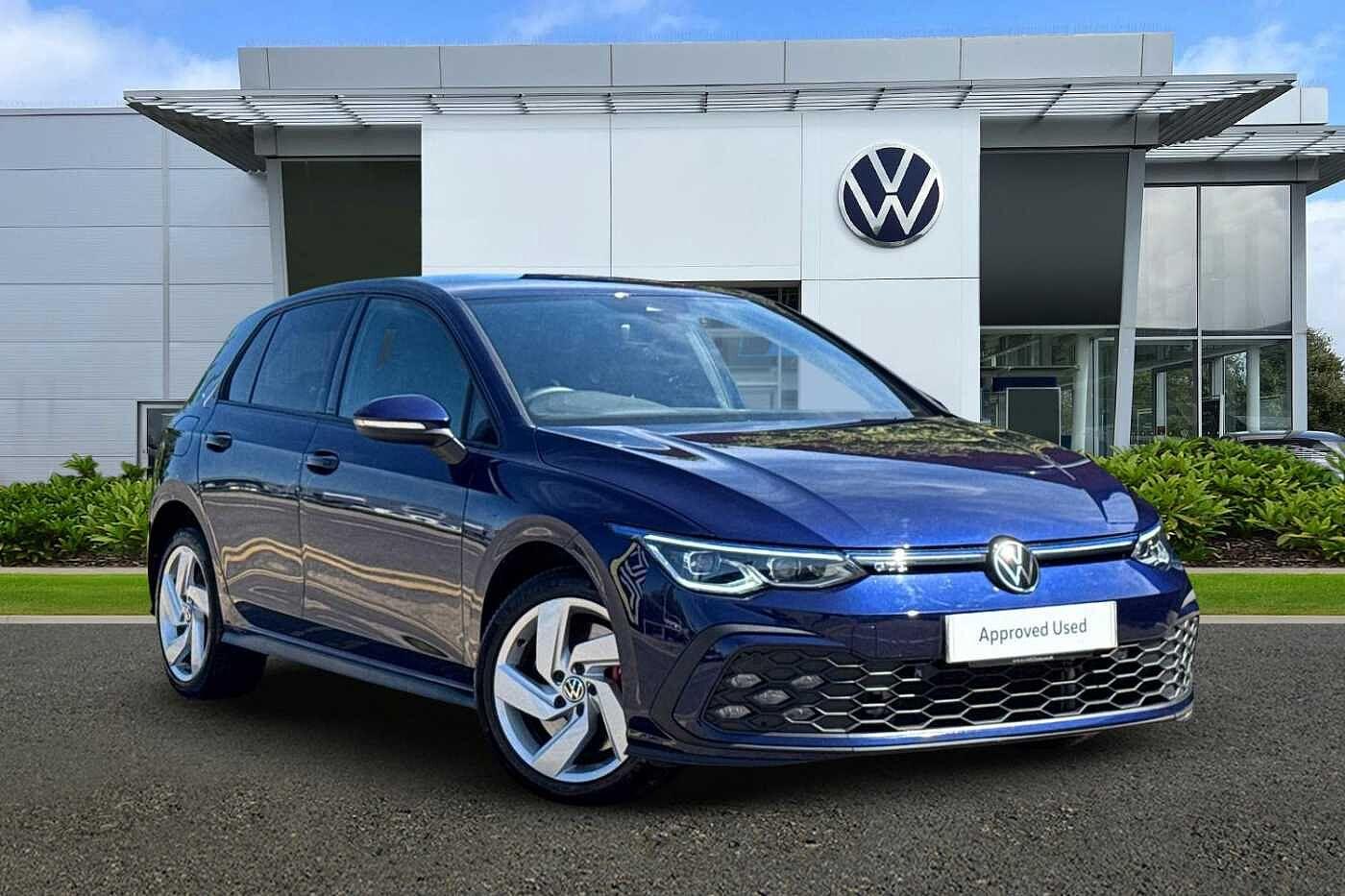 Main listing image - Volkswagen Golf GTE