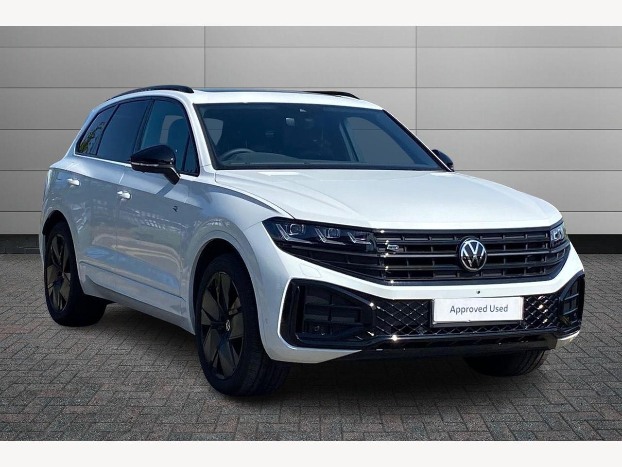 Main listing image - Volkswagen Touareg
