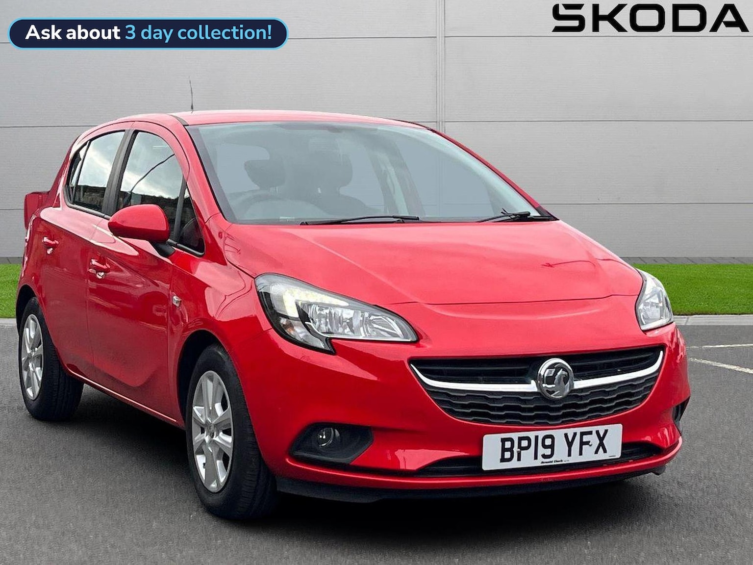 Main listing image - Vauxhall Corsa