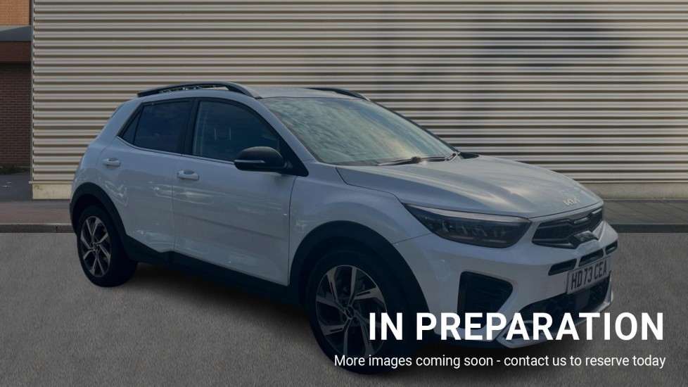 Main listing image - Kia Stonic