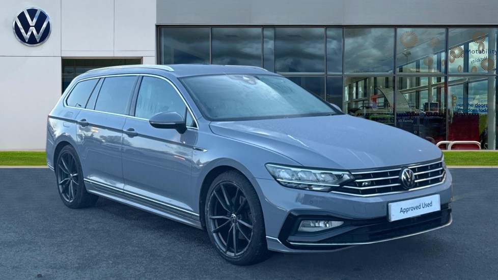 Main listing image - Volkswagen Passat Estate