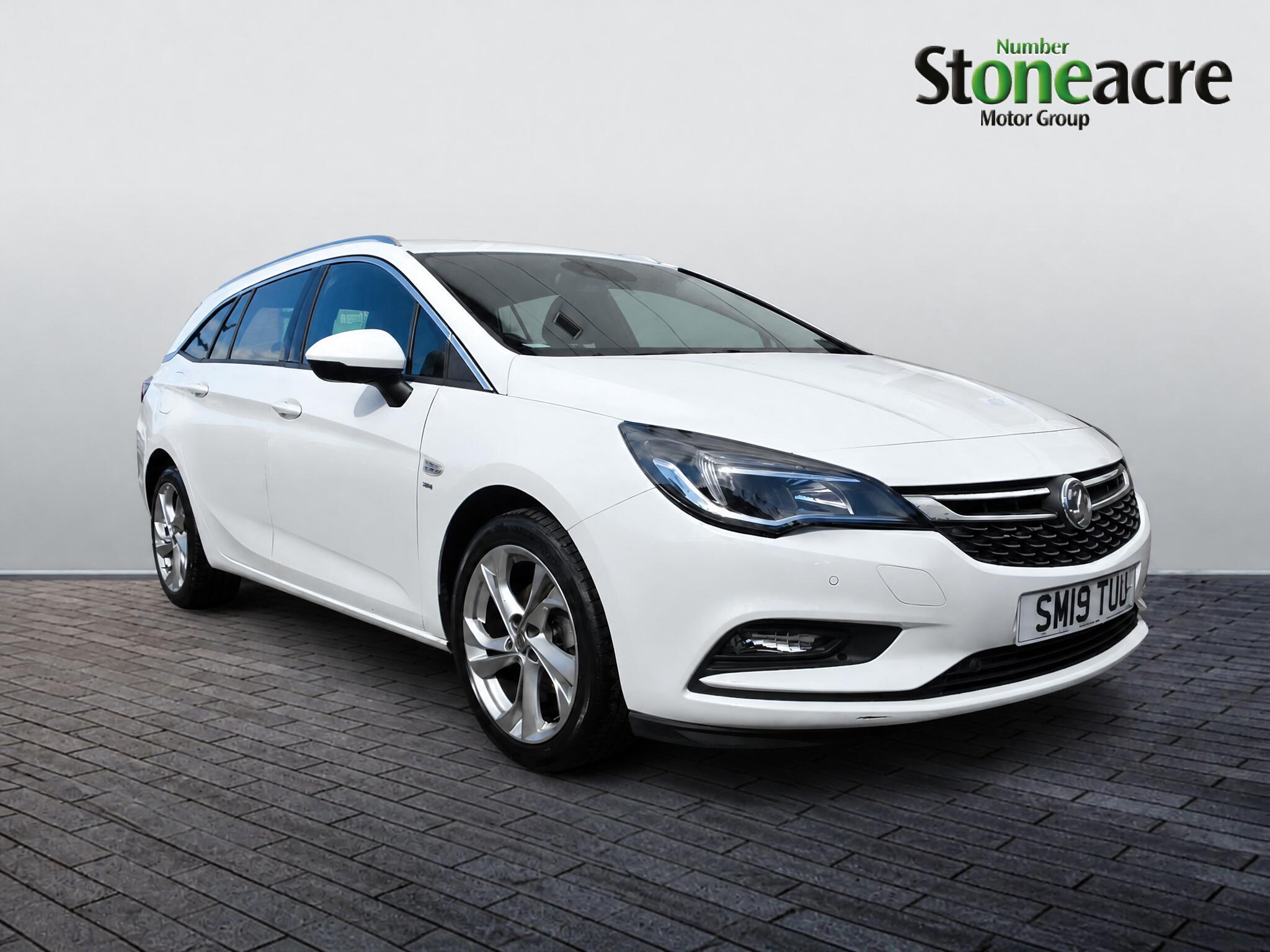 Main listing image - Vauxhall Astra