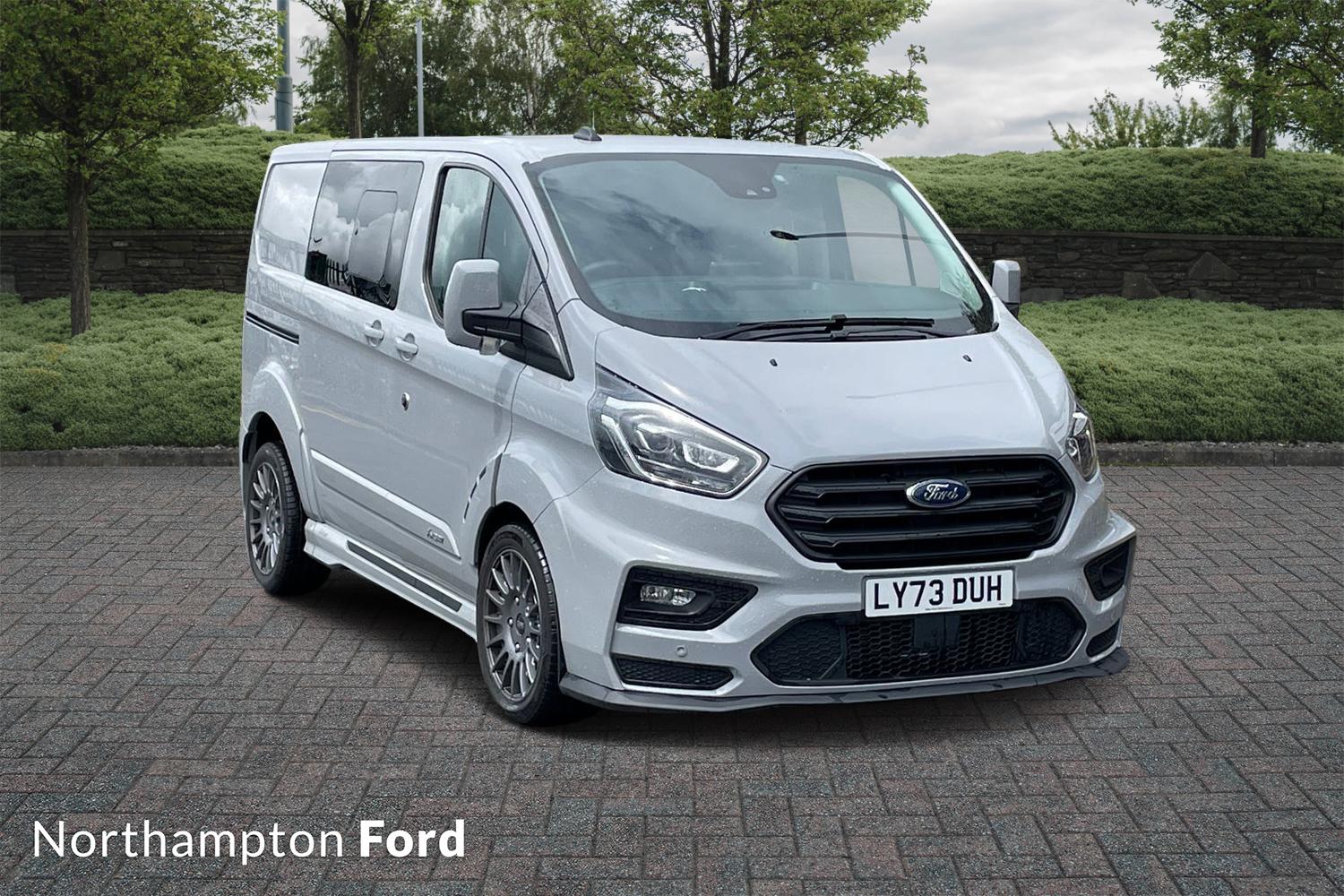 Main listing image - Ford Transit Custom