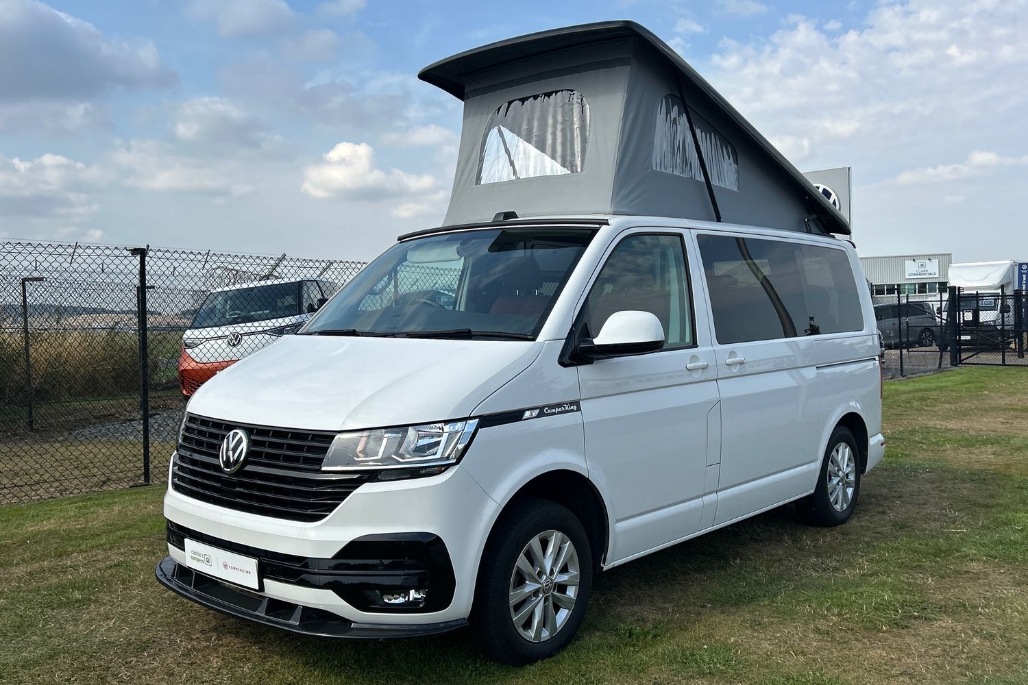 Main listing image - Volkswagen Transporter