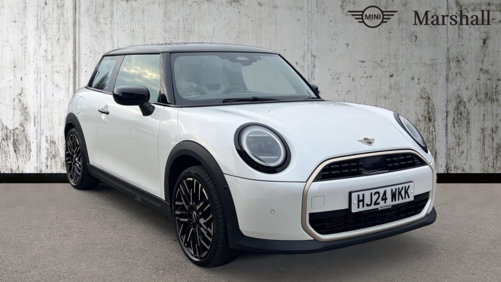 Main listing image - MINI Hatchback