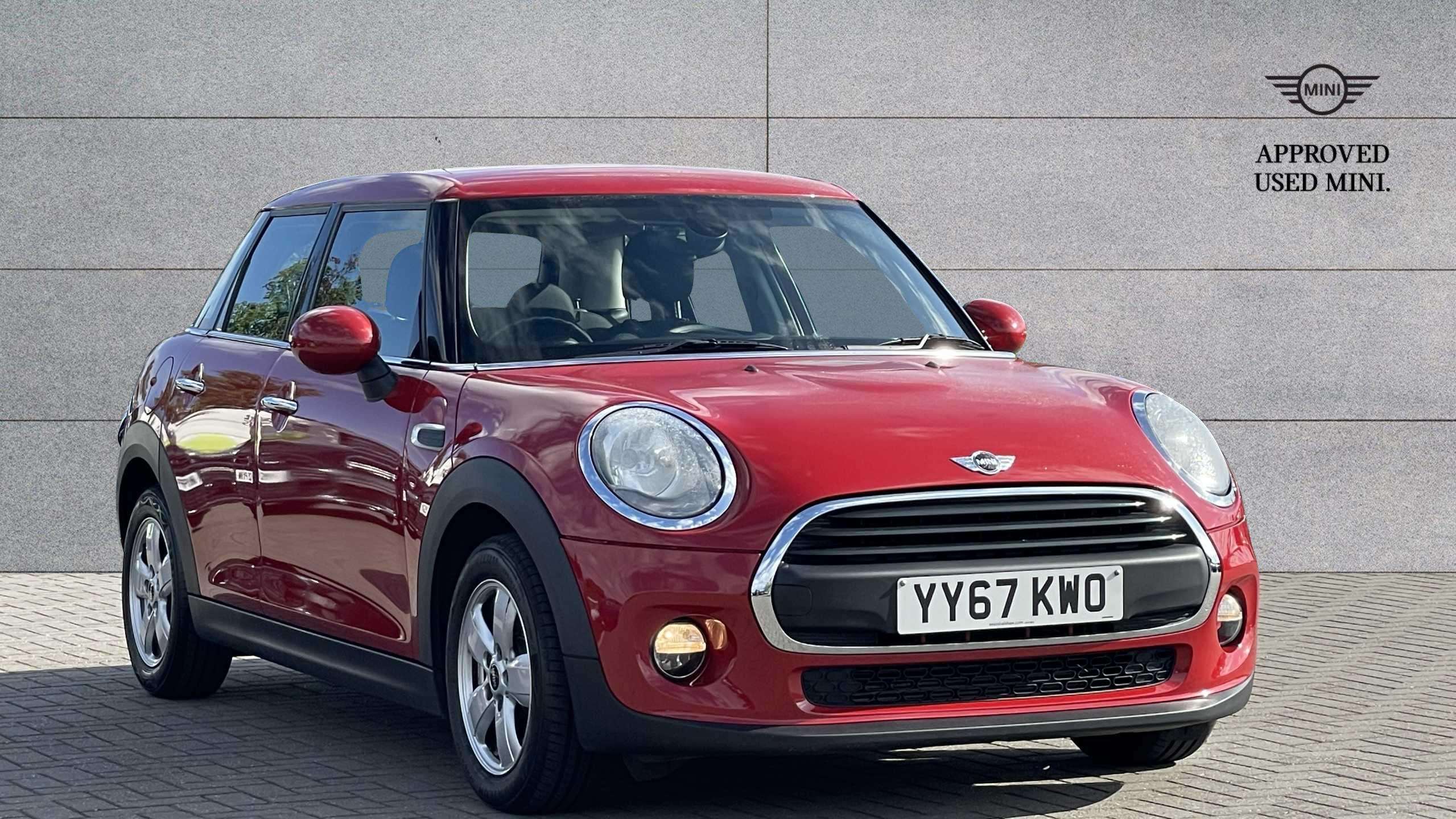 Main listing image - MINI Hatchback 5dr