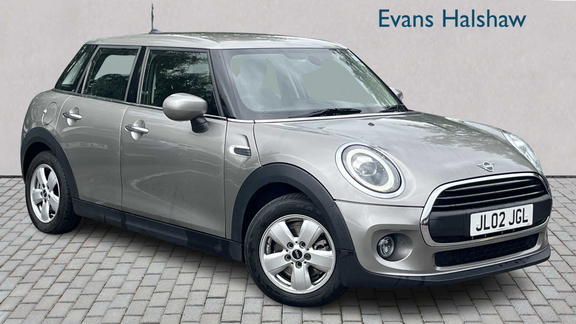 Main listing image - MINI Hatchback 5dr
