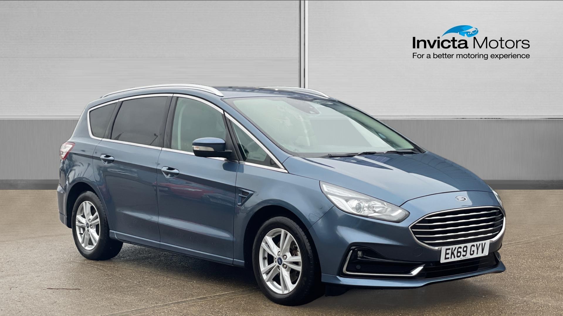 Main listing image - Ford S-MAX