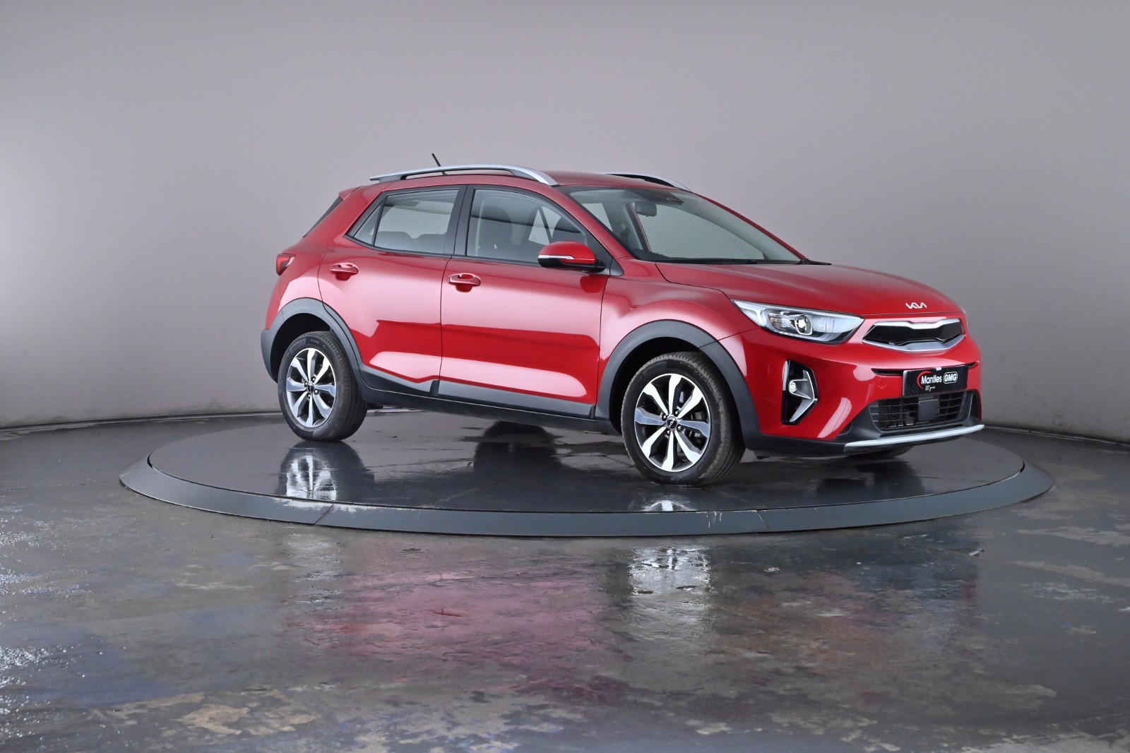 Main listing image - Kia Stonic