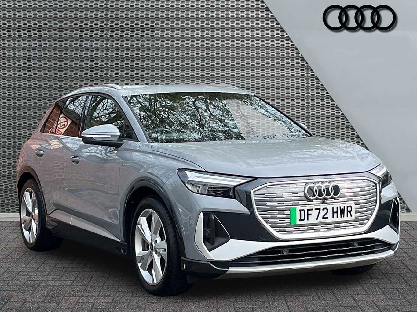 Main listing image - Audi Q4