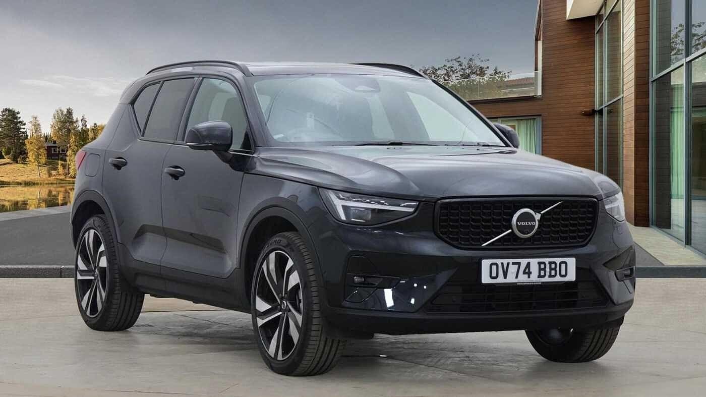Main listing image - Volvo XC40