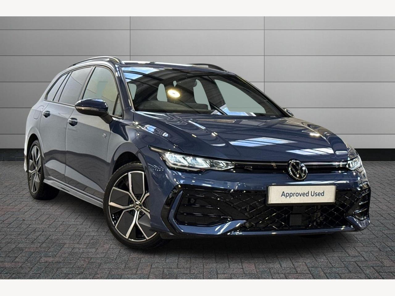 Main listing image - Volkswagen Golf Estate