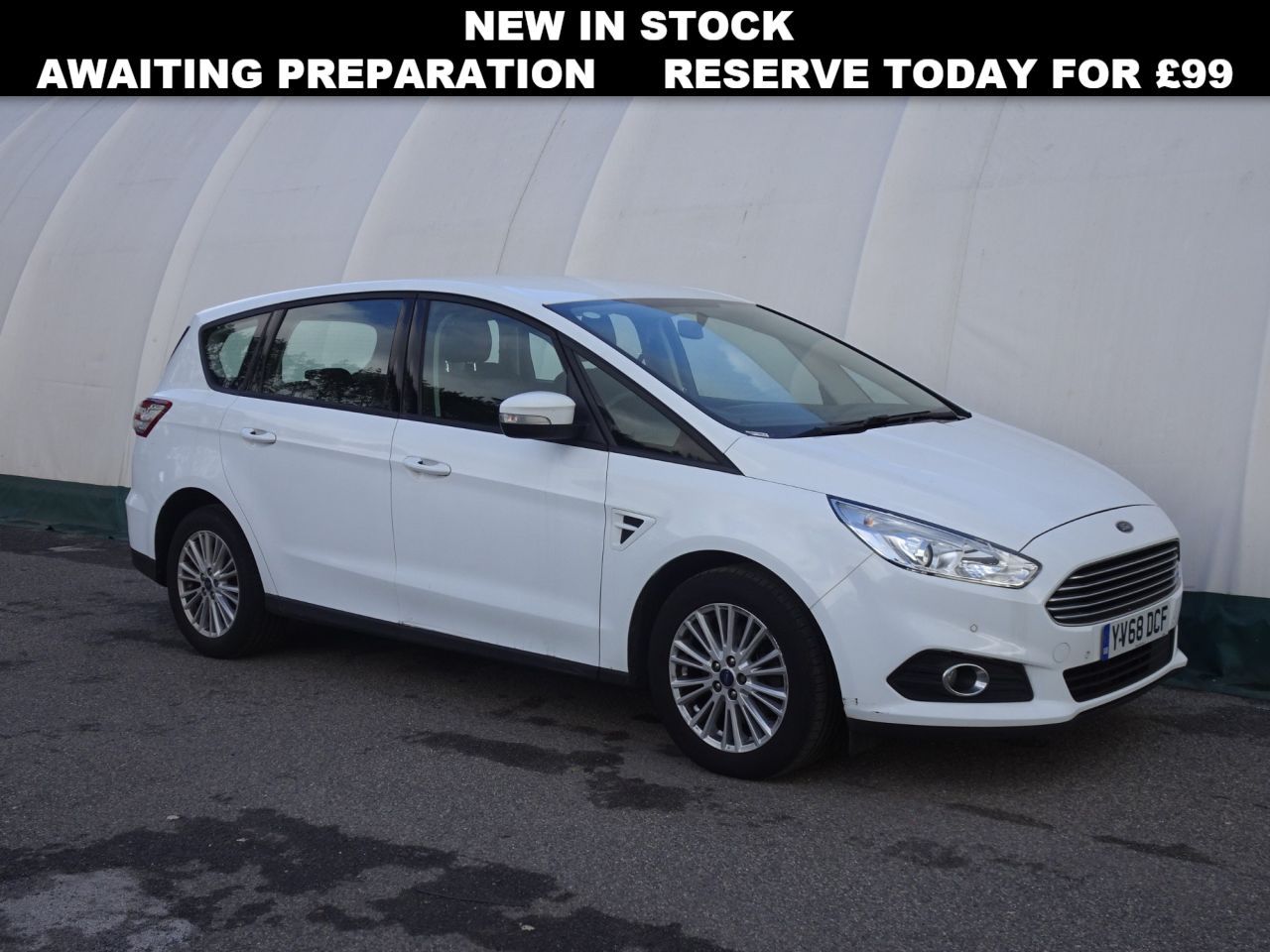 Main listing image - Ford S-MAX