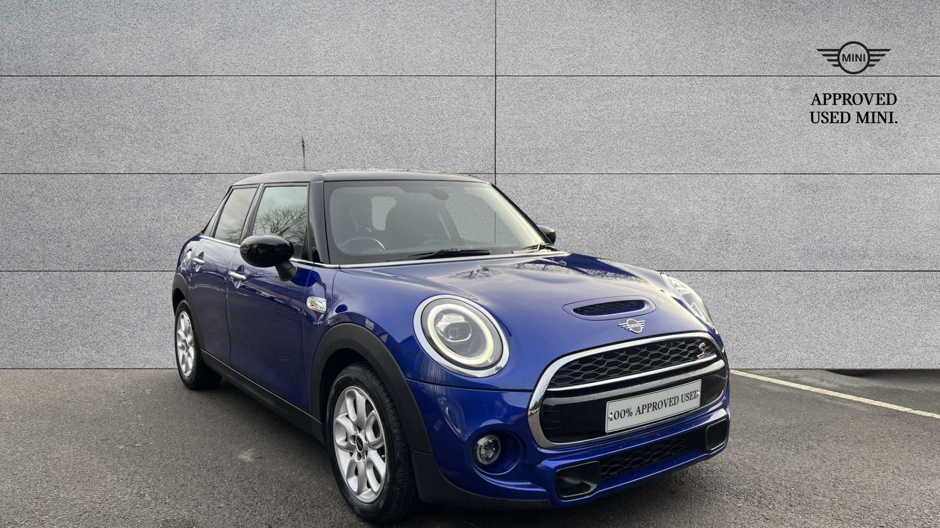 Main listing image - MINI Hatchback 5dr